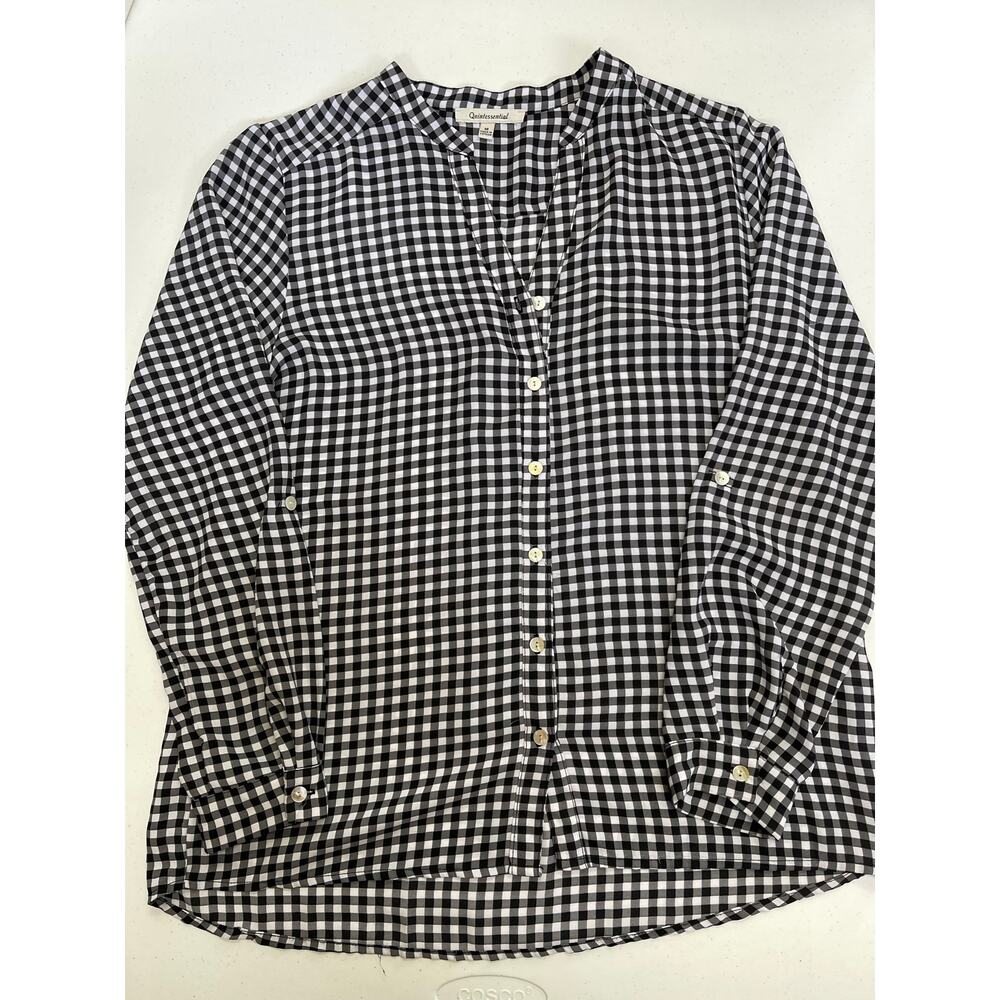 Quintessential Womens Medium Top